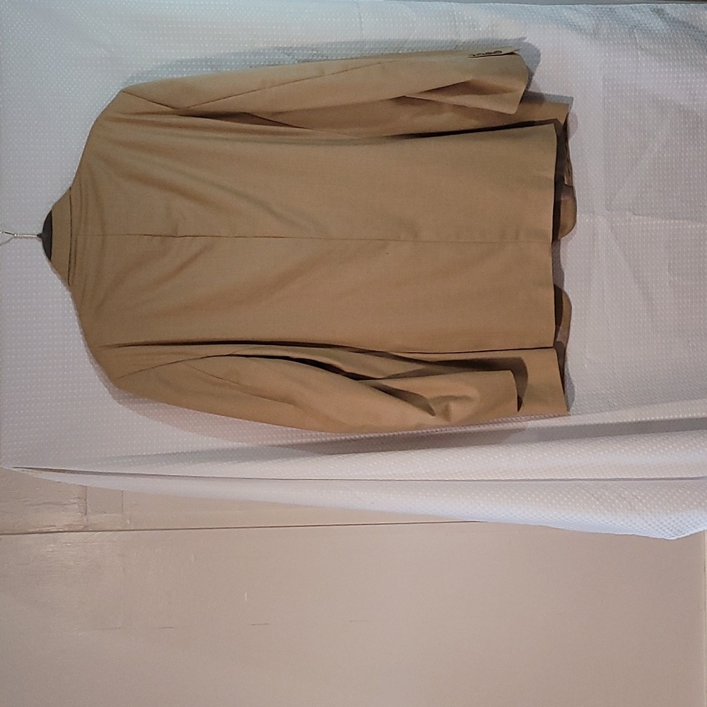 Men's wear - Picture 2 of 6